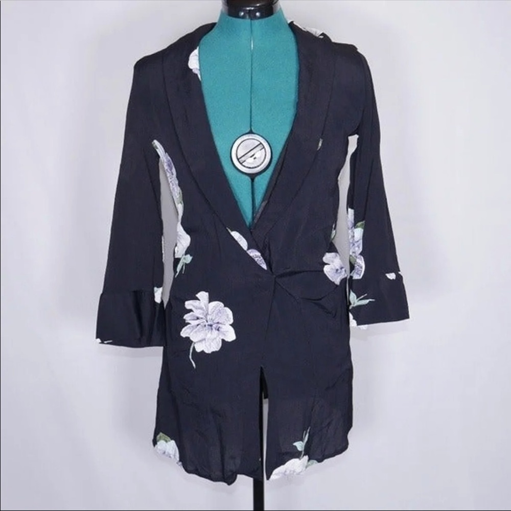 XS Robe